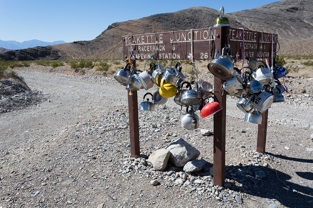 10-03 - 04.jpg - Teakettle Junction, Death Valley National Park